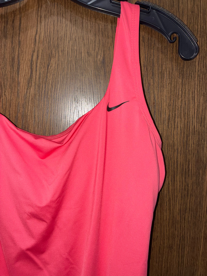Nike Women's Coral Essential U-Back One Piece Swimsuit Size Large NWOT