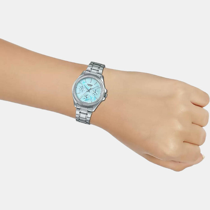 Casio Round Quartz Chronograph Women watch