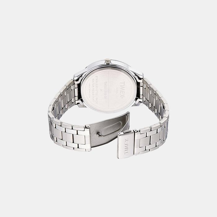 Timex 30 mm Round Quartz watch