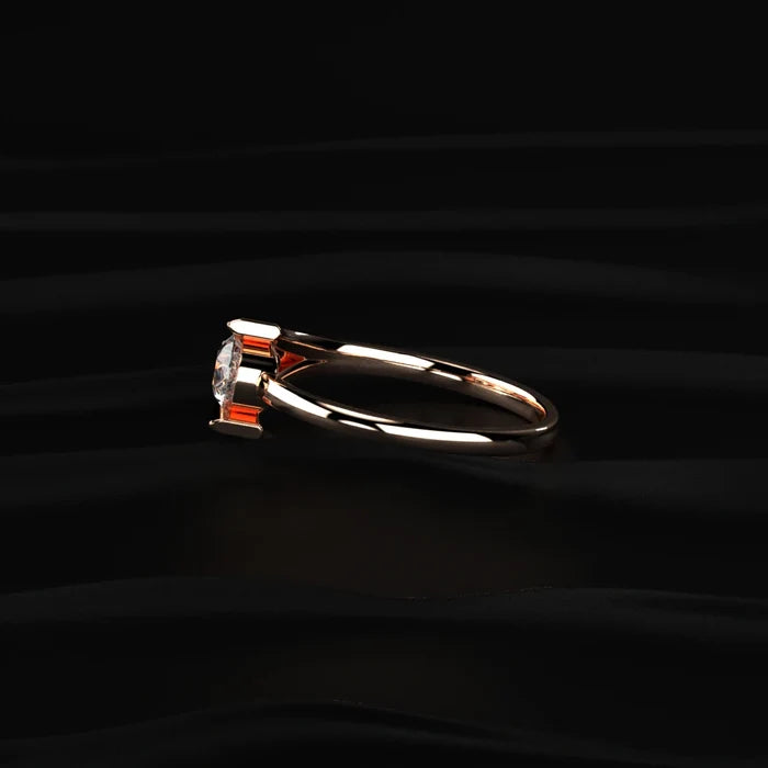 V Prong Setting