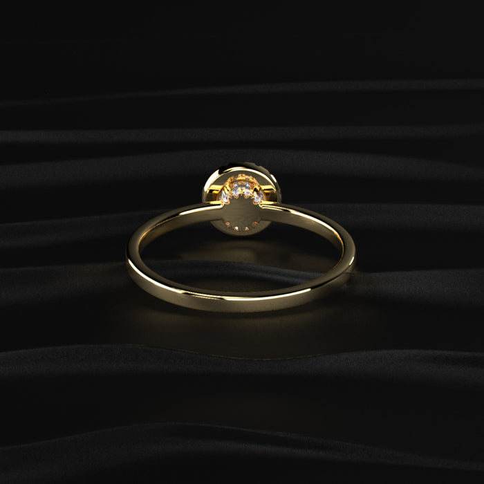 Round Cut Halo Diamond Engagement Rings | Earthly Jewels