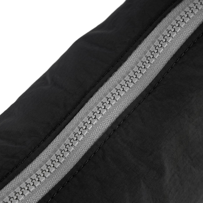 roka_FARROSTBLA_black