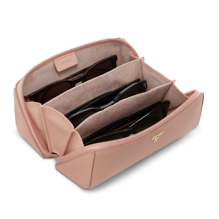 tumi_156539_blush